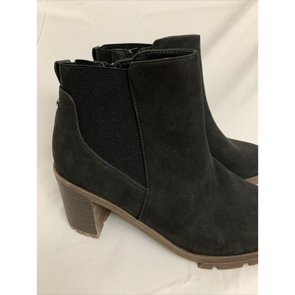 ZBY Lug Sole Black Boots Womens 8.5 Booties New - Picture 2 of 8